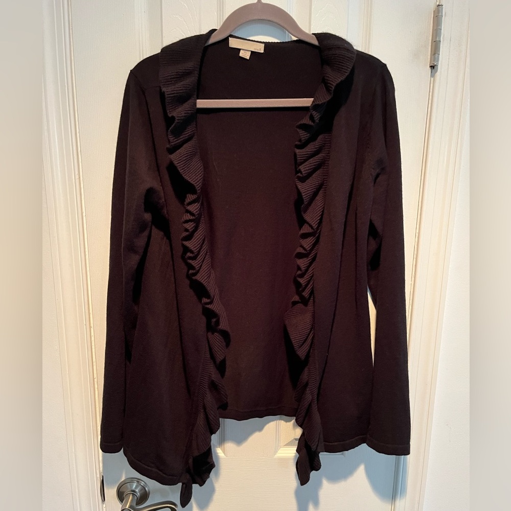 One A open ruffle front cardigan. Size XL. Black.